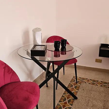 Taranto Rooms
