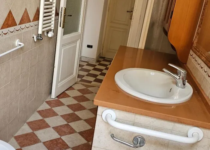 Taranto Oda ve Kahvaltı Roma